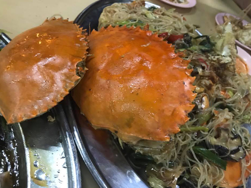 Kenneth Tan不滿餐館衛生不佳，4道菜要價逾1000令吉。