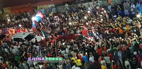 希望聯盟大選演講活動反應熱烈,民眾把現場擠得水洩不通。