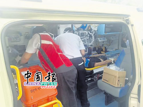 死者被發現時已奄奄一息,並在送院搶救約15小時后宣告不治。