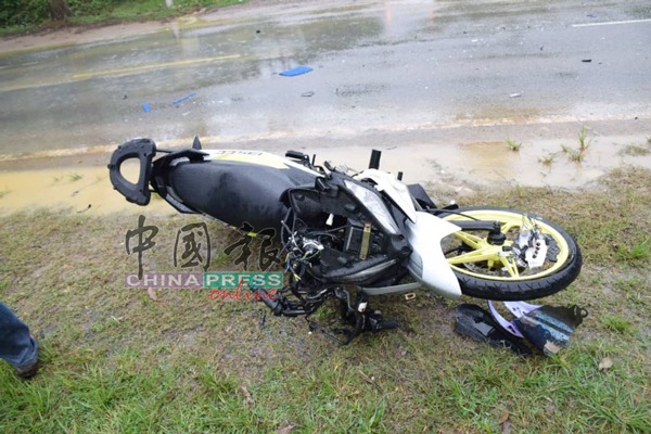 20181013fb30-Traffic-accident-05-noresize