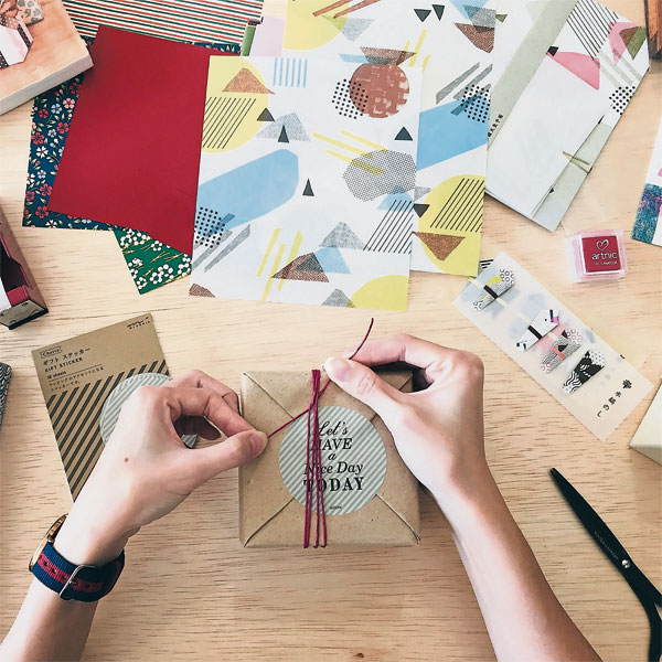 20181213fePRESENT_WRAPPING_01