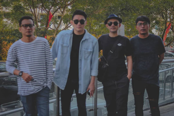 20181224CPKK35_INDONESIA_TSUNAMI_SEVENTEENBANDID