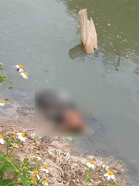 2名男女屍體疑被凶徒砍下頭部、雙手和雙腳後，棄屍在河內。