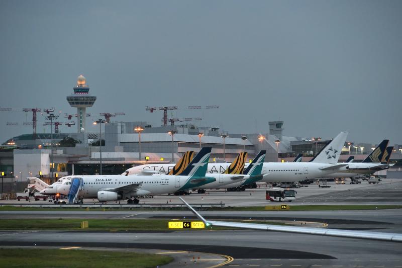 新加坡当局宣布暂停737 MAX所有型号客机在国内机场的起降。