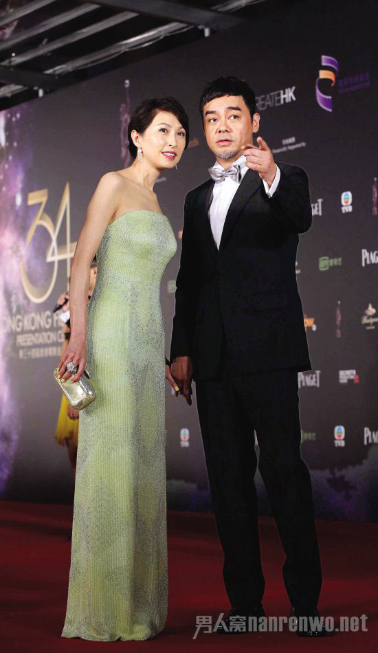 劉青雲和郭藹明結婚21年，是圈內公認的模範恩愛夫妻。