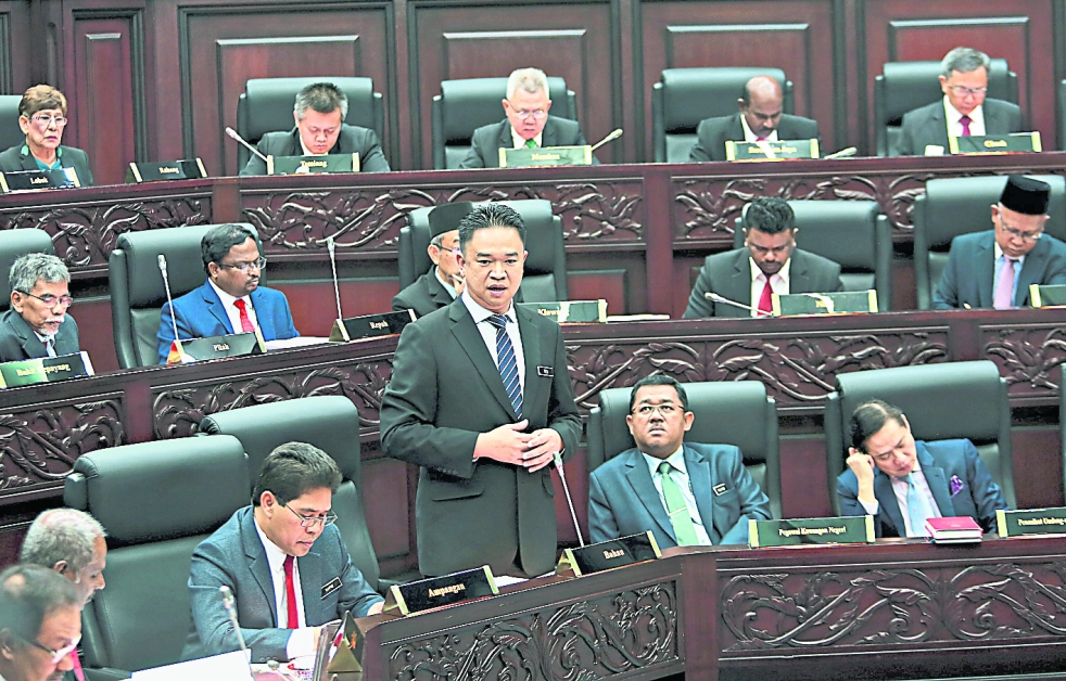 张聒翔在州议会上被追问毛孩课题，忍不住大吐苦水，形容自己与地方政府官员简直里外不是人。