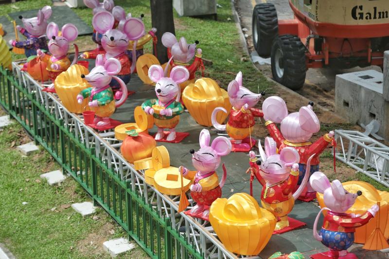 牛车水灯饰将有200只可爱粉红鼠登场。 