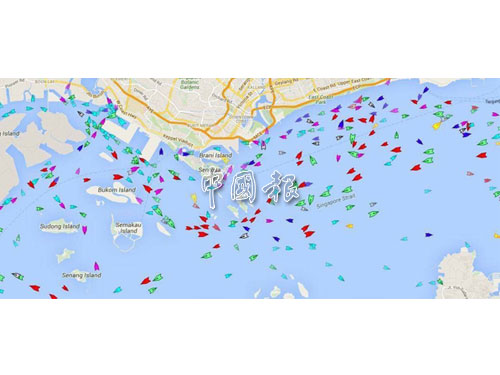 5月24日下午5時30分，新加坡外海船舶交通圖表顯示，紅色的點都是停泊中的船隻。 （圖表來源：www.marinetraffic.com）