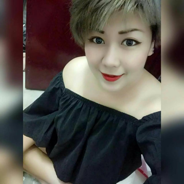 許小姐質疑該餐館員工在準備食物時,是否注意衛生和有戴手套。