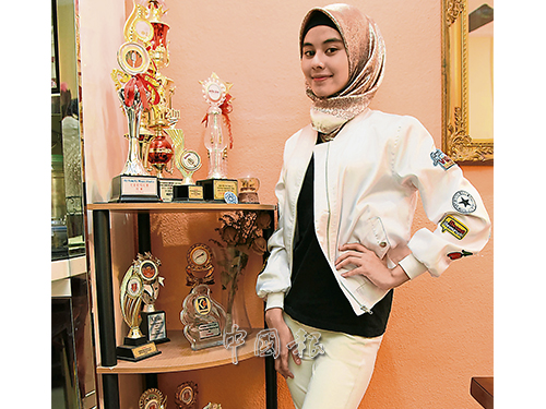 每一場歌唱比賽,皆是對瑪莎的肯定,也是她前進的動力。