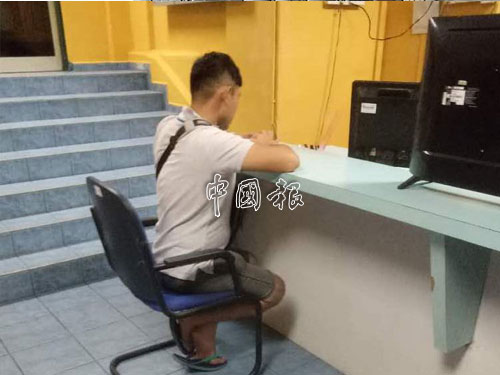 弱智女弟弟李先生前往文丁警局報案，要求警方依法辦理。
