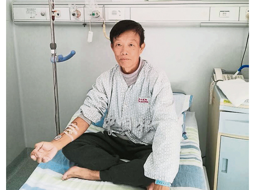 鄭金春生前曾遠赴中國廣州復大醫院接受治療。