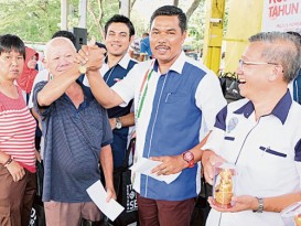 國陣峇東埔候選人莫哈末再迪  華社的好朋友