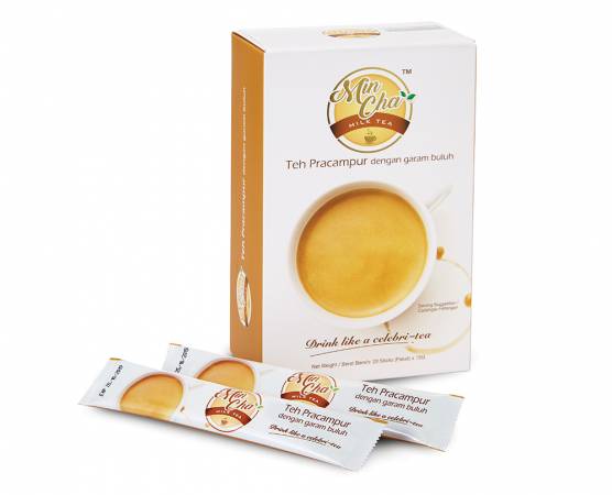 Min Cha⽣命⽵鹽奶茶采⽤上好紅茶，無添加糖及⼈造味素，獨特⼜ 味有別于其他奶茶。