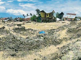 印尼7.5级地震‧一家七口全罹难 抱在一起烧成焦尸