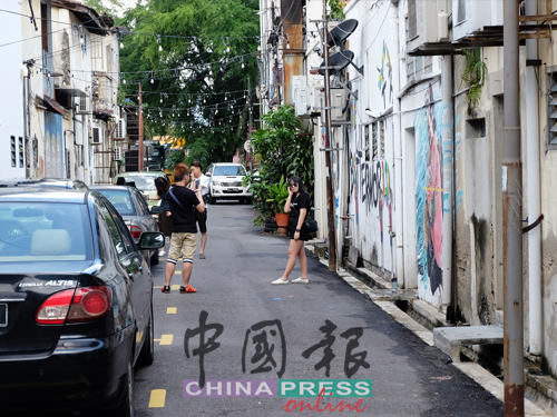 北海艺术走廊拥有全国最集中最多的壁画画作,是本地游客必打卡的地方。