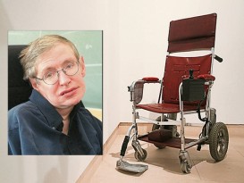 霍金22件遗物线上拍卖 电动轮椅约162万脱手