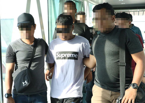 警方在沙巴丹南逮捕3名菲籍劳工，其中一人擅长制造军火。