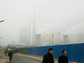 雾霾笼罩今年最严重 中国82城市发重污染预警