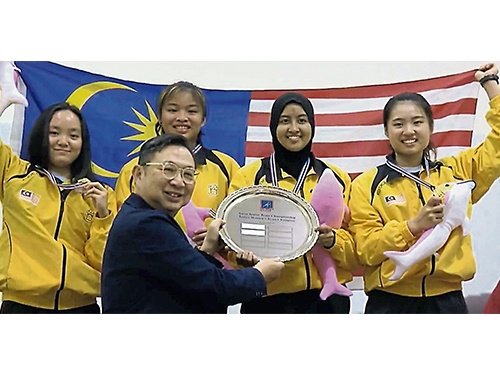马来西亚女队第9次夺得亚洲青年壁球女团冠军。