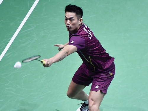 中国名将林丹成功打进泰国羽球大师赛男单16强。（新华社档案照）