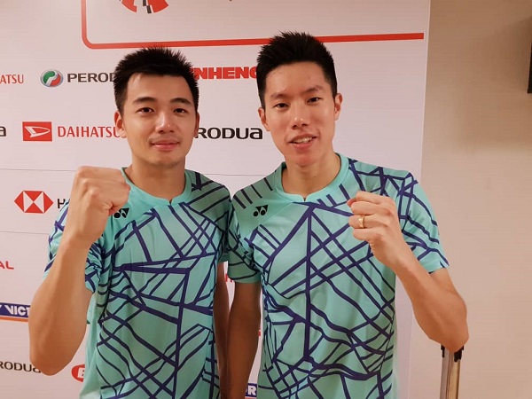 陈蔚强（左）与吴蔚升庆祝打入半决赛。