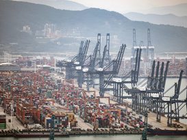 中国去年出口 创7年来新高  贸易战影响12月进出口急降