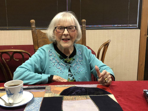 106岁的维奥拉。