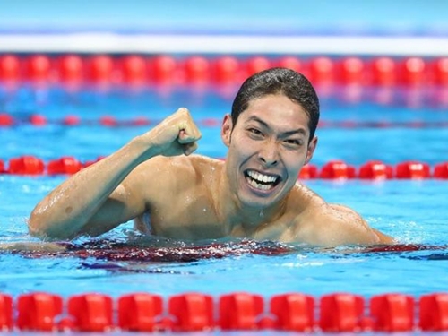 日本游泳男队领军人萩野公介患上怪病，暂时离开了国家队。