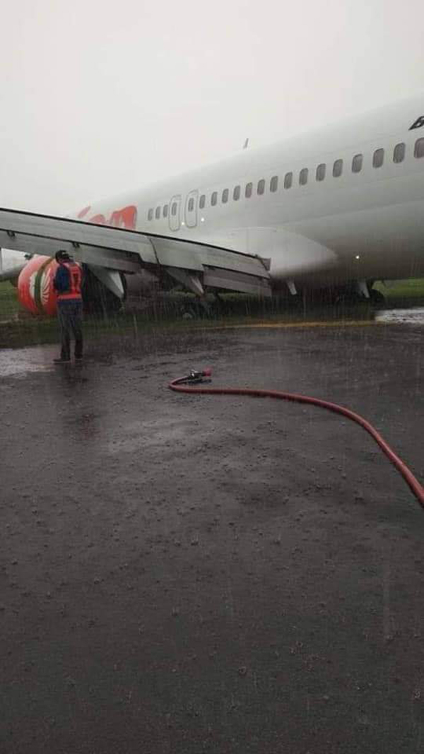 狮航周六再出事故，在暴雨中降落坤甸机场时，因失控而滑出跑道。