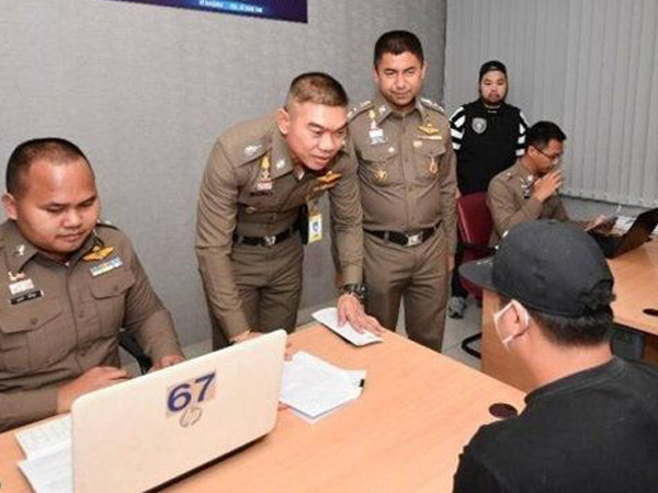 泰国警方逮捕涉嫌绑架勒索的泰国男子。