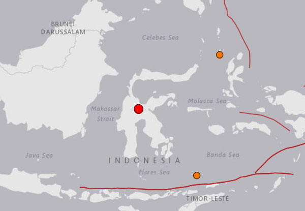 苏拉威西岛帕卢市东南部发生地震。