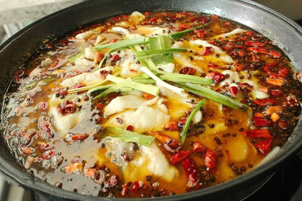 来重庆就是要吃吃当地不同煮法的鱼。