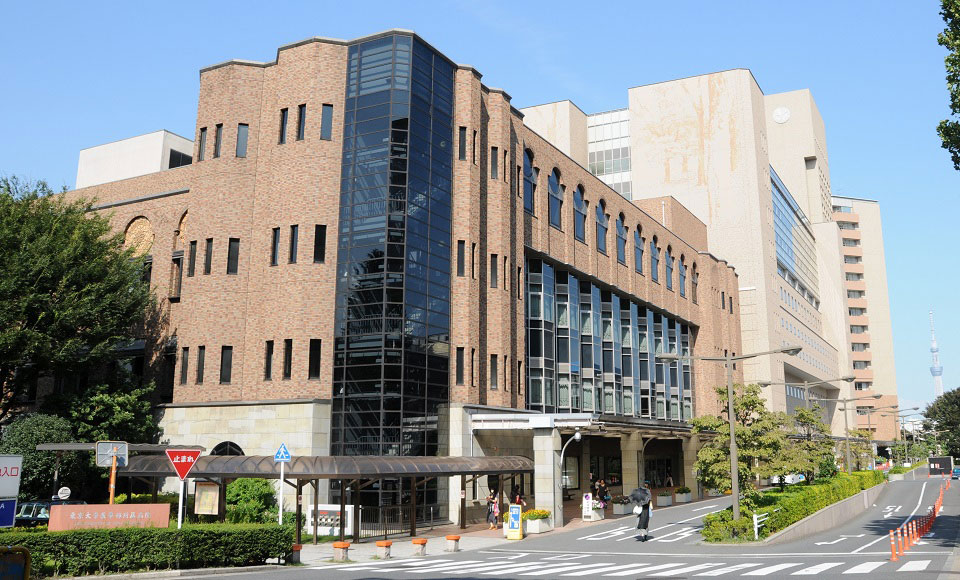 东京大学医学部附属医院。