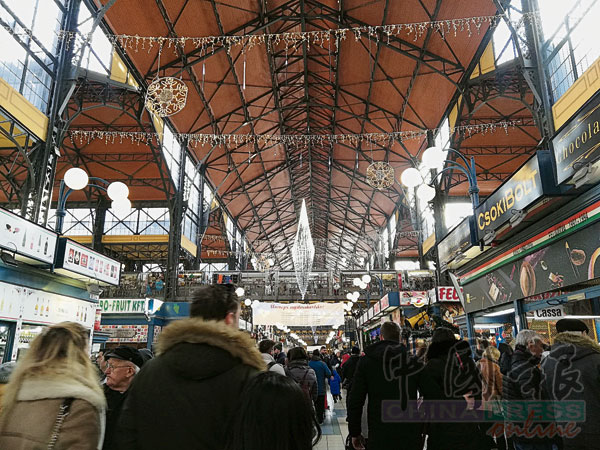 布达佩斯中央市场。