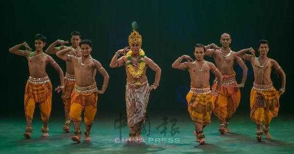 馬來西亞Sutra基金會和印度Rudrakshya基金會聯袂演出《Odissi on High》。