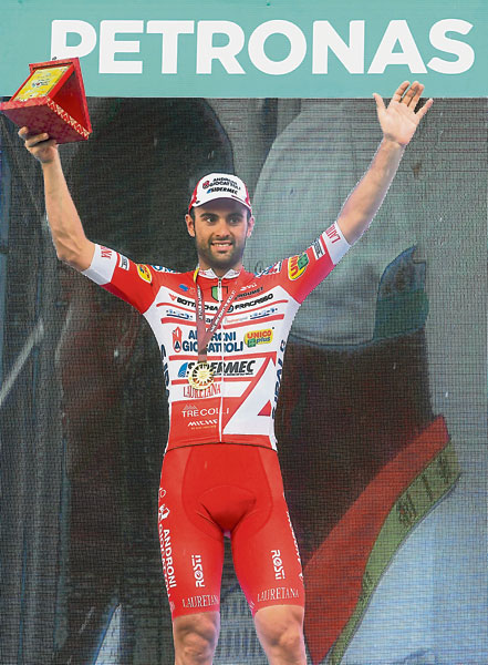 佩鲁奇在第5赛段脱颖而出，结束意大利车队及骑士在本届环浮胜利荒。