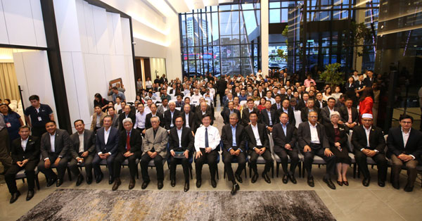 安华主讲“马来西亚经济的未来方向”。