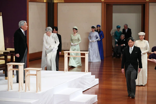皇室成员包括皇太子德仁与皇太子妃雅子出席仪式。