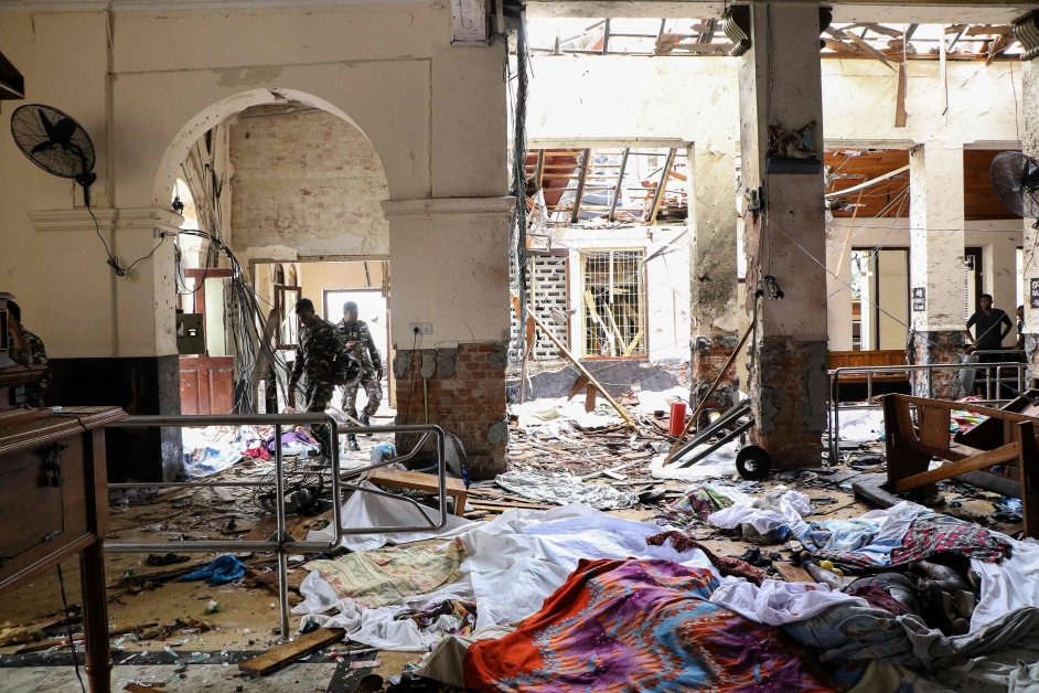圣安东尼教堂爆炸现场多人死亡。
