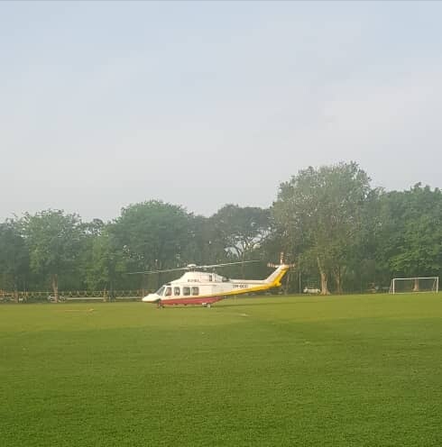 消拯局出动直升机，送女婴到沙登医院。