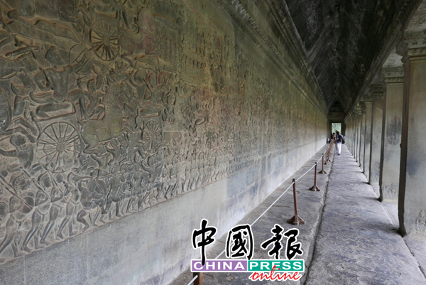 收藏在吳哥寺長達800公尺的四面大迴廊上，是目前全世界規模最大的浮雕。