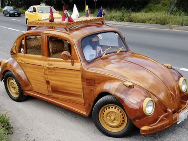 奥尔特加制作了一部木制福士伟根甲虫车为女儿庆祝生日。