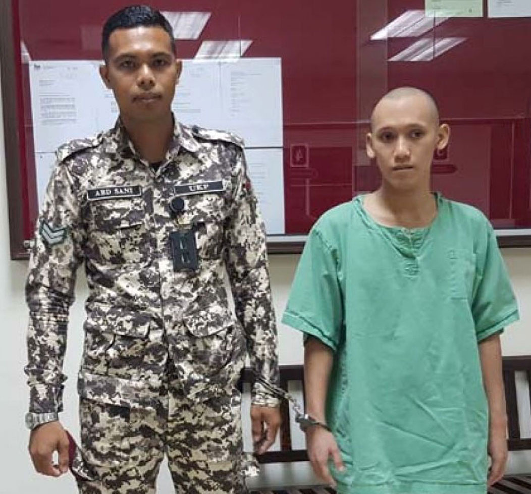 阿利斯德（右）又被送入圣淘沙医院接受精神评估观察1个月。