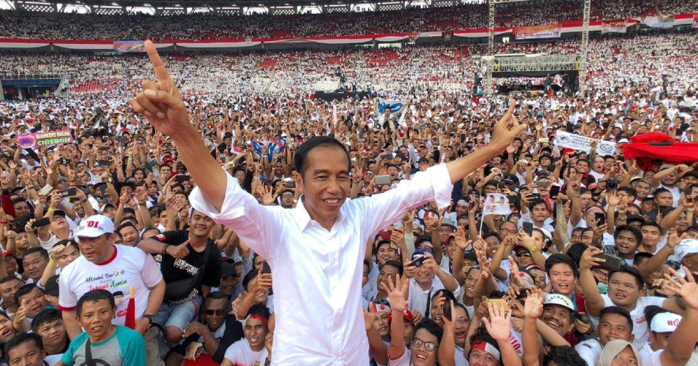 印尼总统佐科威击败对手普拉博沃，连任成功。