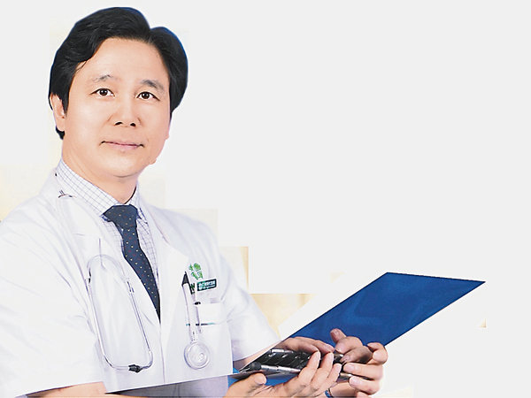 国际著名权威肿瘤专家彭晓赤。