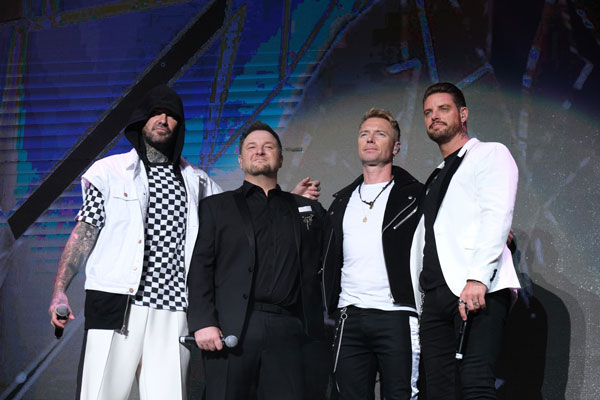 Boyzone前来大马向乐迷作道别，左起为尚恩林奇、米奇格雷厄姆、罗南基廷及基斯达菲。