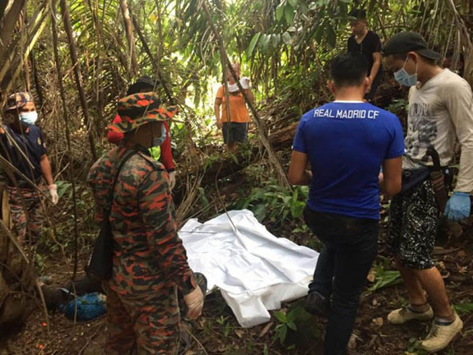 搜寻队寻获失踪猎人遗体，警方正追查死者的死因。