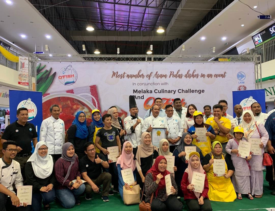 马六甲烹饪挑战参赛者与嘉宾。