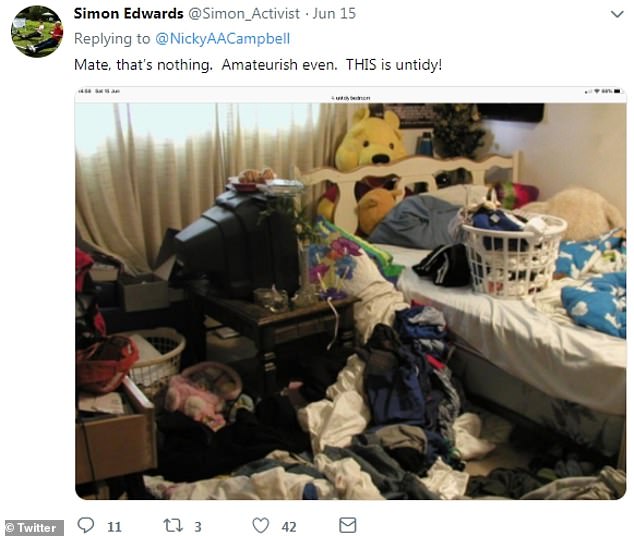 其他网友也在推特上载他们孩子脏乱的卧室照片。